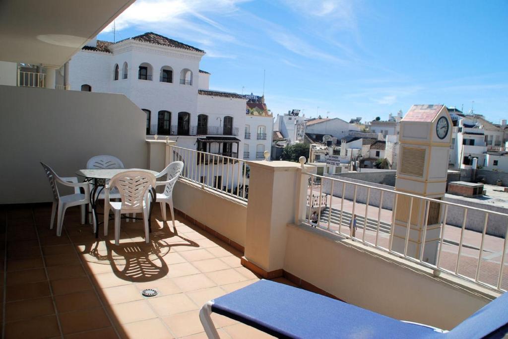 Apartamentos Plaza Nerja Room photo