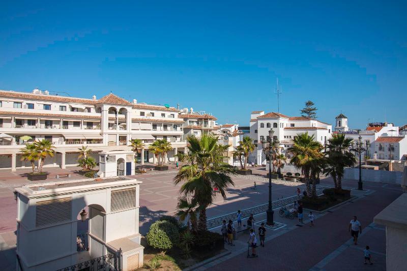 Apartamentos Plaza Nerja Exterior photo